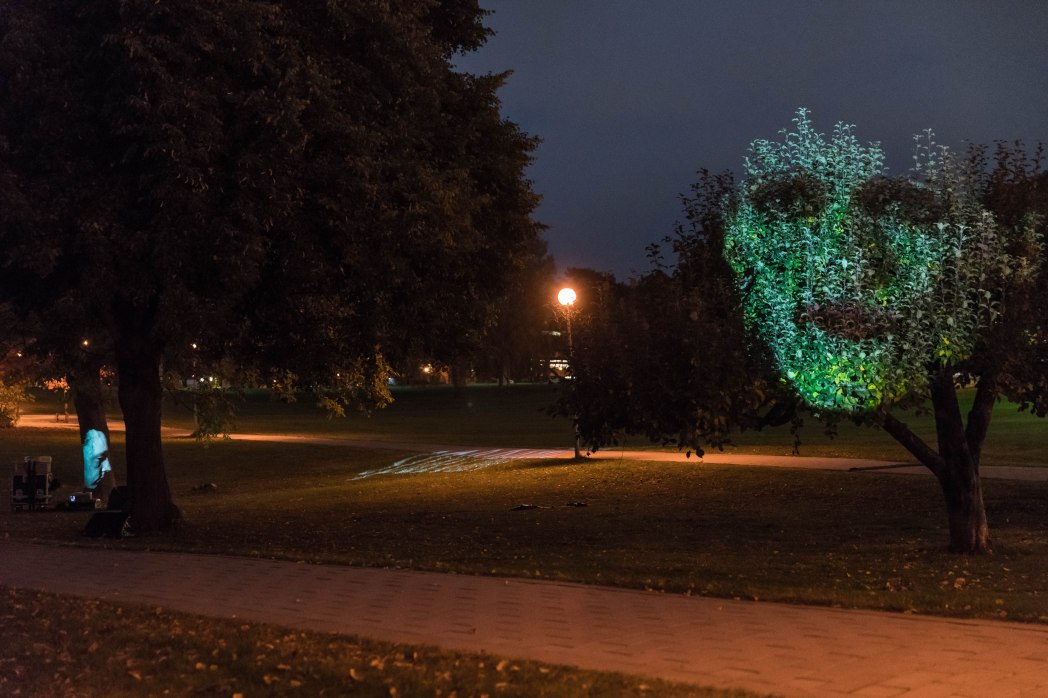 Tony Oursler "The Influence Machine" (2000-2002). Dokumentation från visning. Foto Ingmarie Andersson.
