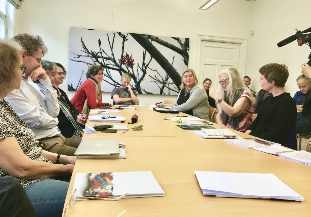 Researchers in discussion 2019. Photo Ingmarie Andersson.